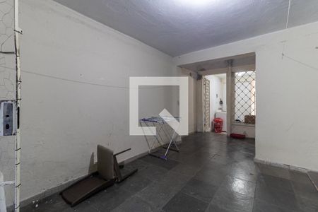 Casa à venda com 250m², 5 quartos e 2 vagasÁrea da Entrada da Casa 2