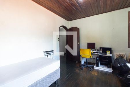 Casa à venda com 250m², 5 quartos e 2 vagasQuarto 2