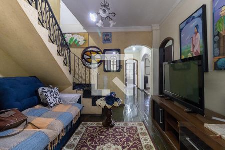 Sala de Estar de casa à venda com 5 quartos, 250m² em Vila Natália, São Paulo