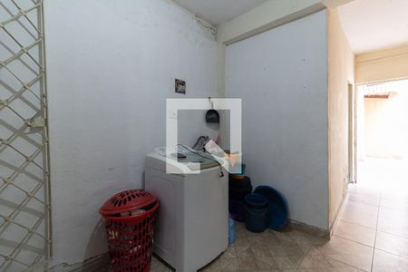 Casa à venda com 250m², 5 quartos e 2 vagasLavanderia da Casa 2