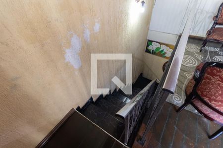 Escada de casa à venda com 5 quartos, 250m² em Vila Natália, São Paulo