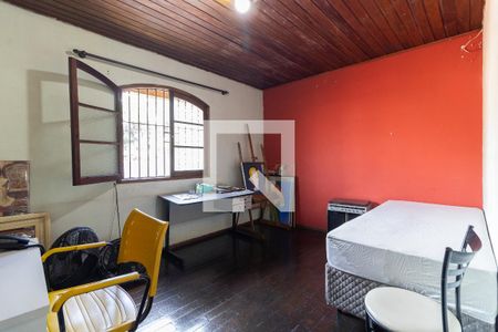 Casa à venda com 250m², 5 quartos e 2 vagasQuarto 2