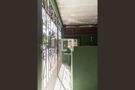 Casa à venda com 250m², 5 quartos e 2 vagasEntrada da Casa 2