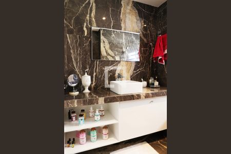 Apartamento à venda com 160m², 1 quarto e 1 vagaBanheiro 1