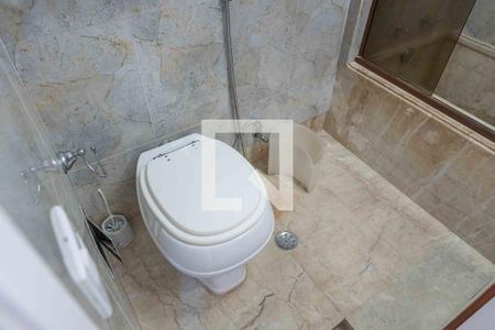 Apartamento à venda com 150m², 3 quartos e 1 vaga Apartamento à venda com 150m², 3 quartos e 1 vagaBanheiro Social