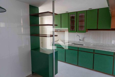 Apartamento à venda com 150m², 3 quartos e 1 vaga Apartamento à venda com 150m², 3 quartos e 1 vagaCozinha