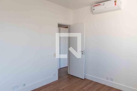 Apartamento à venda com 150m², 3 quartos e 1 vaga Apartamento à venda com 150m², 3 quartos e 1 vagaQuarto 2