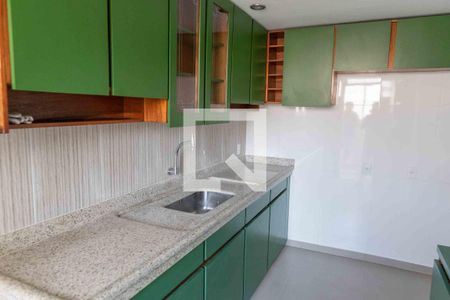 Apartamento à venda com 150m², 3 quartos e 1 vaga Apartamento à venda com 150m², 3 quartos e 1 vagaCozinha