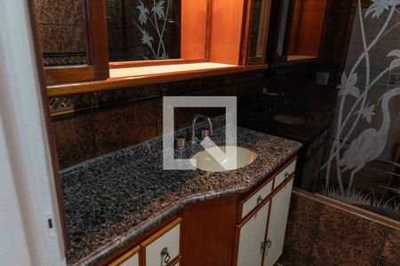 Apartamento à venda com 150m², 3 quartos e 1 vaga Apartamento à venda com 150m², 3 quartos e 1 vagaBanheiro da Suíte