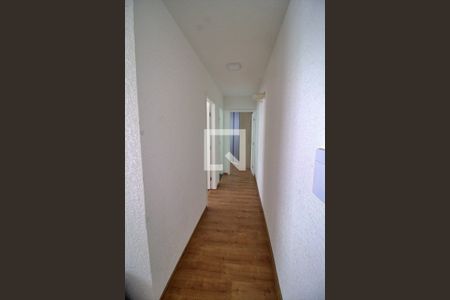Corredor de apartamento à venda com 2 quartos, 44m² em Jardim Maria Duarte, São Paulo