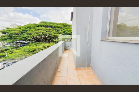 Apartamento para alugar com 70m², 2 quartos e sem vagaÁrea Privativa