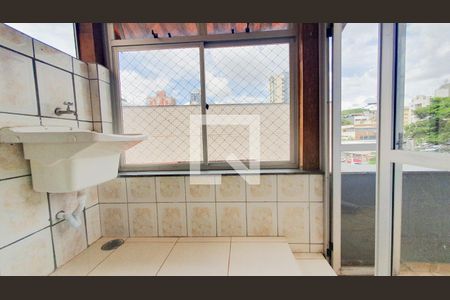 Apartamento para alugar com 70m², 2 quartos e sem vagaÁrea de Serviço