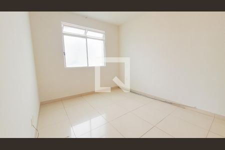 Sala de apartamento para alugar com 2 quartos, 70m² em Prado, Belo Horizonte