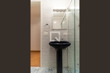 Apartamento para alugar com 90m², 2 quartos e 2 vagasBanheiro Social - Armário