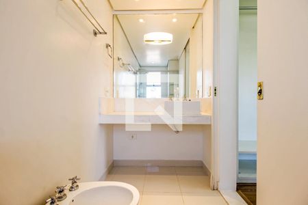 Apartamento à venda com 167m², 3 quartos e 4 vagasBanheiro 2 Suíte 1