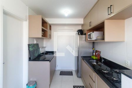 Sala e cozinha de apartamento para alugar com 1 quarto, 26m² em Cambuci, São Paulo