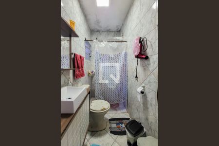 Casa à venda com 193m², 3 quartos e 2 vagasBanheiro da Suíte