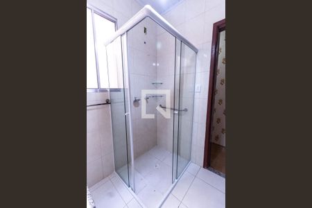 Casa à venda com 140m², 4 quartos e 2 vagas Casa à venda com 140m², 4 quartos e 2 vagasBanheiro (casa 1)