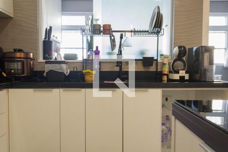 Apartamento à venda com 118m², 4 quartos e 3 vagasCozinha