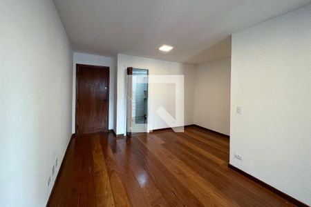 Sala de apartamento à venda com 3 quartos, 75m² em Vila Nova Conceição, São Paulo