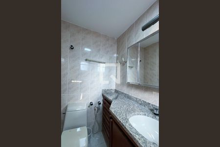 Apartamento à venda com 75m², 3 quartos e 1 vagaBanheiro da Suíte