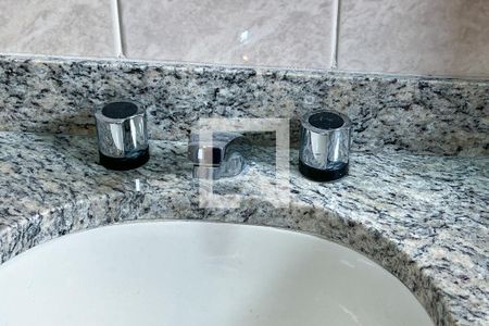 Apartamento à venda com 75m², 3 quartos e 1 vagaBanheiro da Suíte