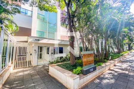 Apartamento para alugar com 105m², 3 quartos e 2 vagas Apartamento para alugar com 105m², 3 quartos e 2 vagasFachada