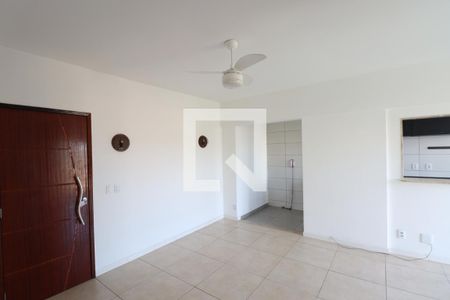 Sala de apartamento para alugar com 2 quartos, 65m² em Alcântara, São Gonçalo