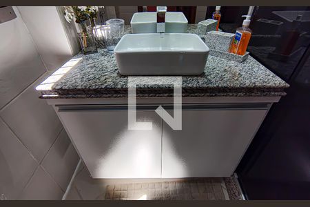 Casa à venda com 563m², 4 quartos e 5 vagasBanheiro suíte 2