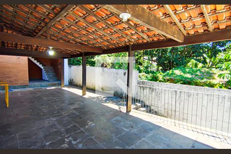 Casa à venda com 563m², 4 quartos e 5 vagasÁrea externa 