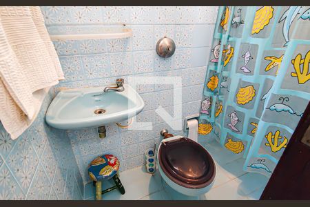 Casa à venda com 563m², 4 quartos e 5 vagasquarto de serviço - Banheiro suíte