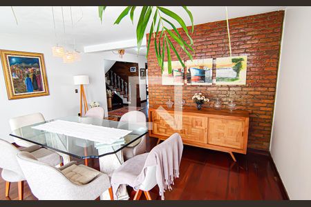 Casa à venda com 563m², 4 quartos e 5 vagascopa