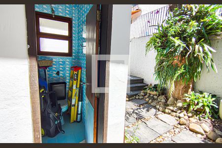 Casa à venda com 563m², 4 quartos e 5 vagasbanheiro externo