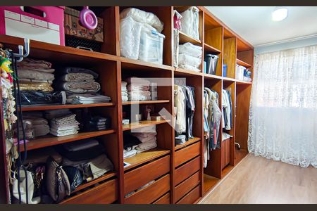 Casa à venda com 563m², 4 quartos e 5 vagasSuíte 3