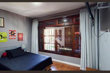 Casa à venda com 563m², 4 quartos e 5 vagasSuíte 1