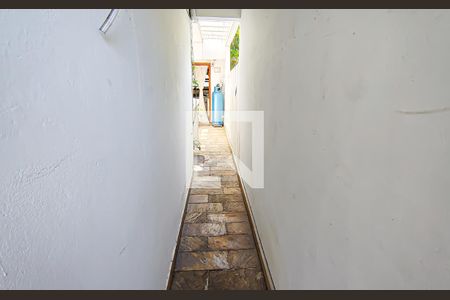 Casa à venda com 563m², 4 quartos e 5 vagascorredor lateral