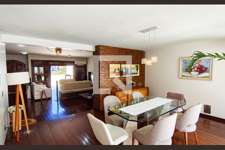 Casa à venda com 563m², 4 quartos e 5 vagascopa