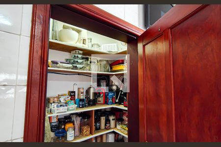 Casa à venda com 563m², 4 quartos e 5 vagascozinha