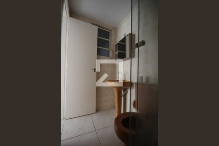 Banheiro de apartamento para alugar com 1 quarto, 35m² em Boa Vista, Porto Alegre