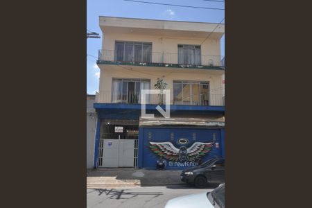 Casa para alugar com 74m², 2 quartos e sem vagaFachada