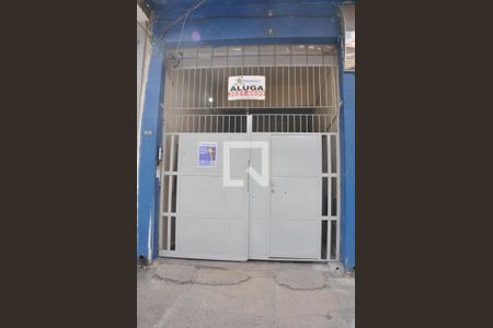 Casa para alugar com 74m², 2 quartos e sem vagaFachada