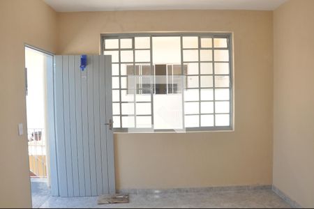 Sala de casa para alugar com 2 quartos, 74m² em Vila Jaguara, São Paulo