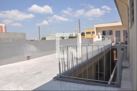 Casa para alugar com 74m², 2 quartos e sem vagaQuintal