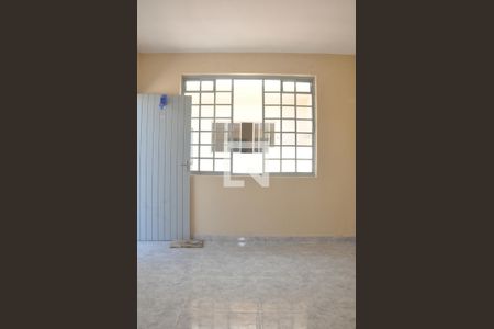 Sala de casa para alugar com 2 quartos, 74m² em Vila Jaguara, São Paulo