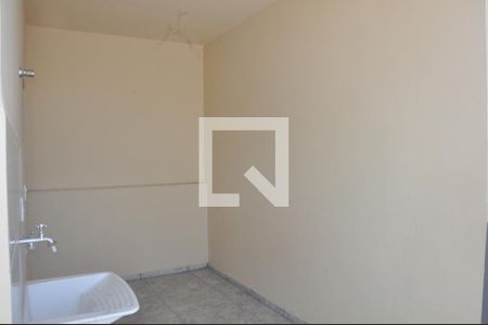 Casa para alugar com 74m², 2 quartos e sem vagaÁrea de Serviço