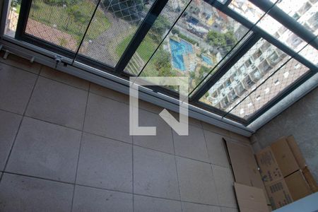 Apartamento à venda com 59m², 3 quartos e 1 vaga Apartamento à venda com 59m², 3 quartos e 1 vagaVaranda