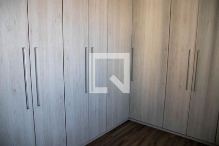 Quarto 2 de apartamento para alugar com 3 quartos, 59m² em Vila Medeiros, São Paulo