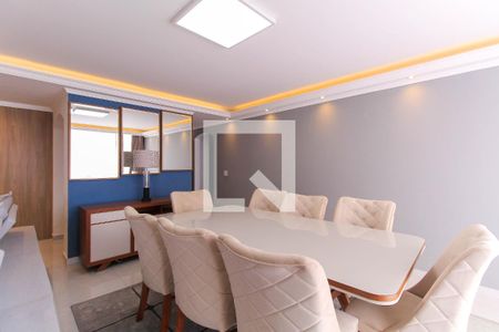 Apartamento à venda com 175m², 3 quartos e 1 vaga Apartamento à venda com 175m², 3 quartos e 1 vagaSala