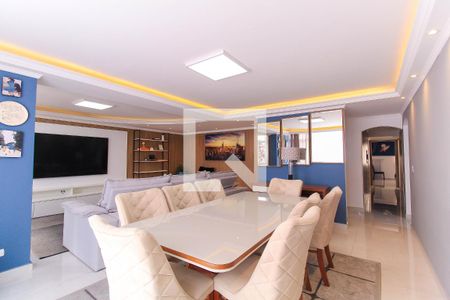 Apartamento à venda com 175m², 3 quartos e 1 vaga Apartamento à venda com 175m², 3 quartos e 1 vagaSala