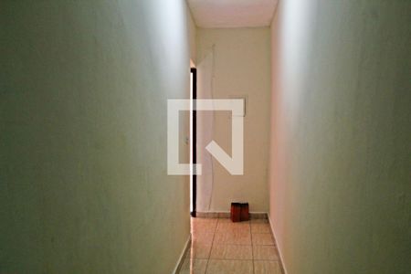 Casa à venda com 350m², 3 quartos e 2 vagasCorredor